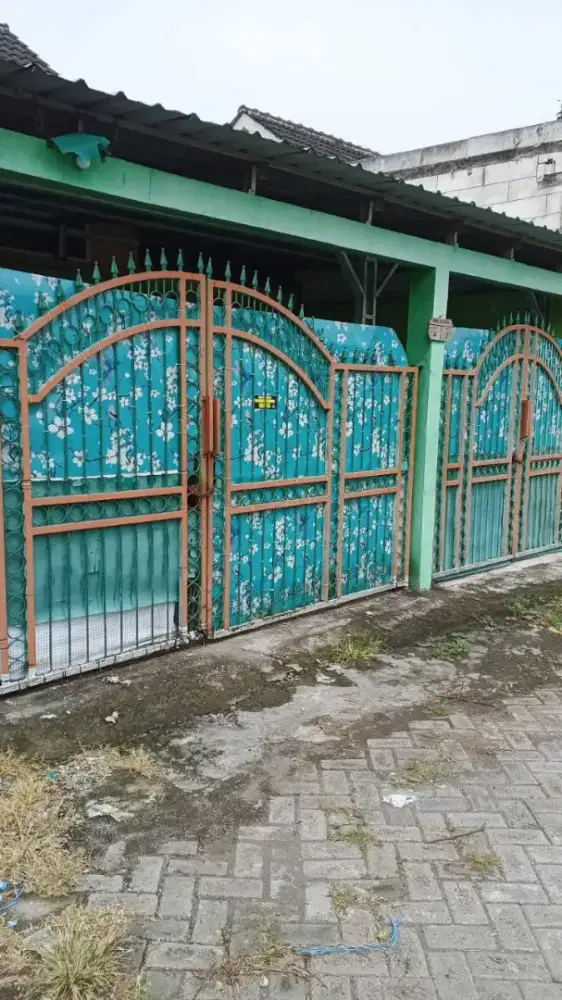 Rumah Dijual Pinggir jalan, Lokasi Strategis & Harga Terbaik