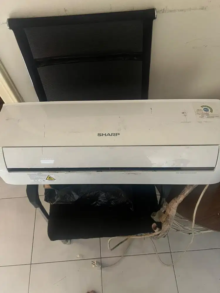 AC SHARP 1 PK Masih Mulus