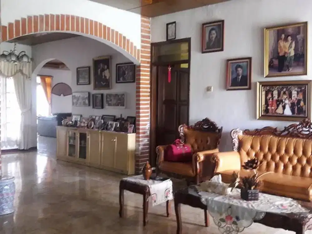 Dijual Rumah Luas di Bandung  Akses Mudah, Lingkungan Nyaman