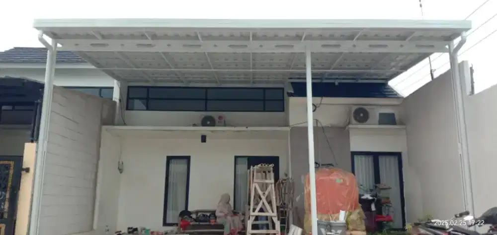 Kanopi baja ringan terdekat