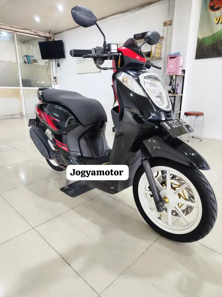 Honda Genio Cbs tahun 2019 cash / credit