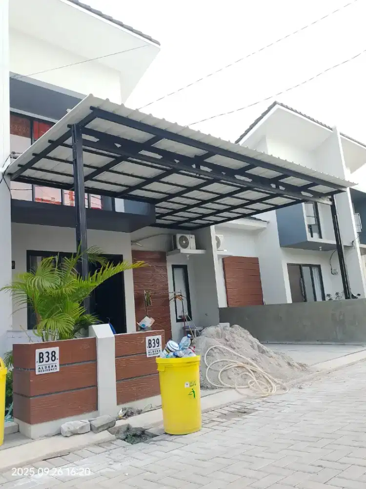 Kanopi baja ringan terdekat