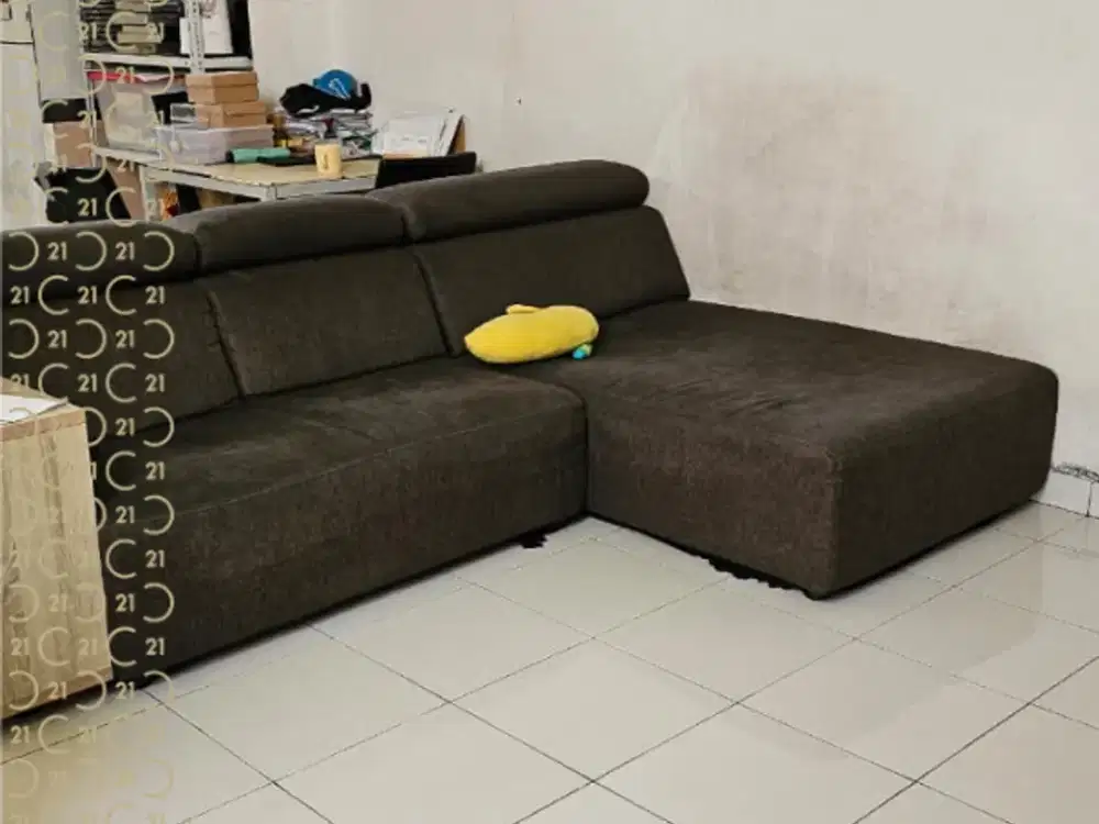 DIJUAL RUMAH DI LEGENDA WISATA CIBUBUR