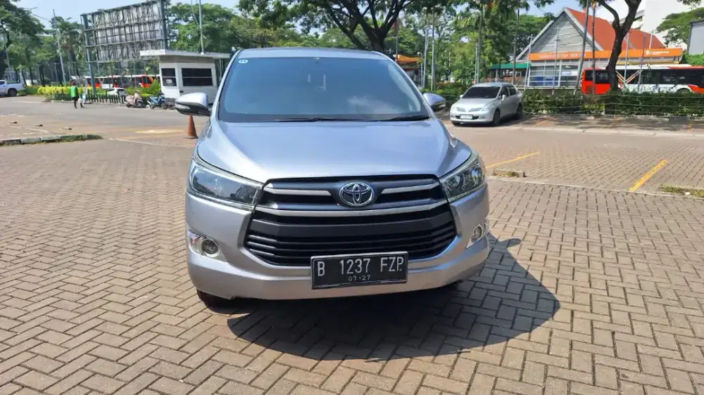 Toyota Inova G 2.0 AT 2017 Silver