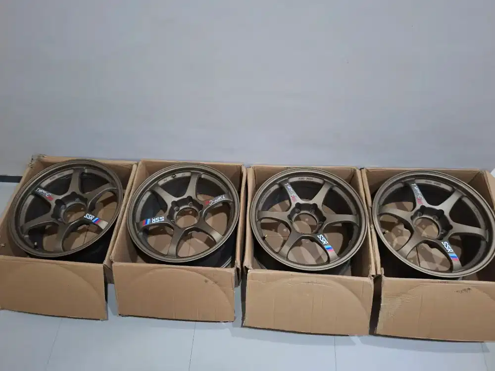 Velg R18 SSR pcd 6x139 Like New