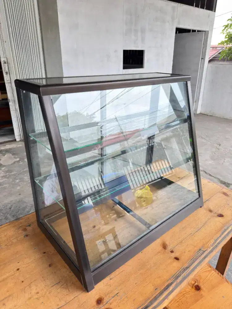 Etalase Besi Food Display