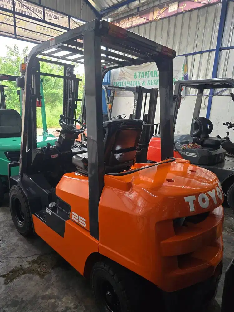 Forklift Toyota 2,5 Ton,Matic,3 Meter,1DZ-II,Seri FDZN25,Tahun 2020