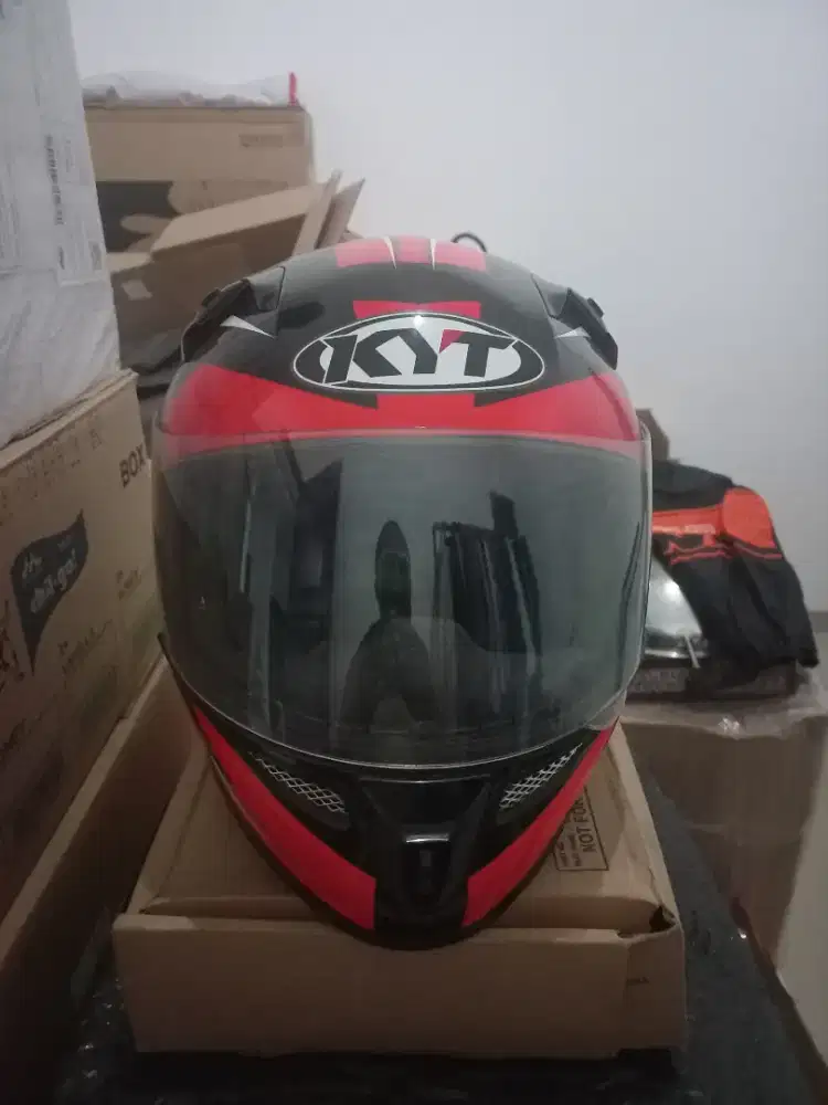 Helm Kyt full face
