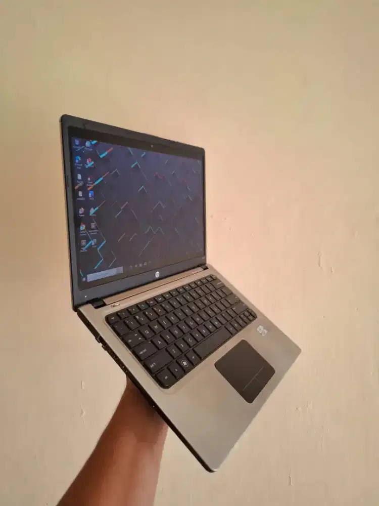 Dijual leptop HP Folio i3 siap pakai