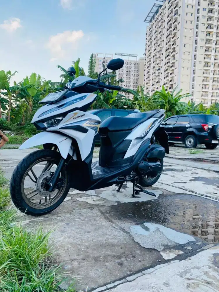 Honda Vario 125 Keyless th 2023 Gen 2 kondisi Gressss