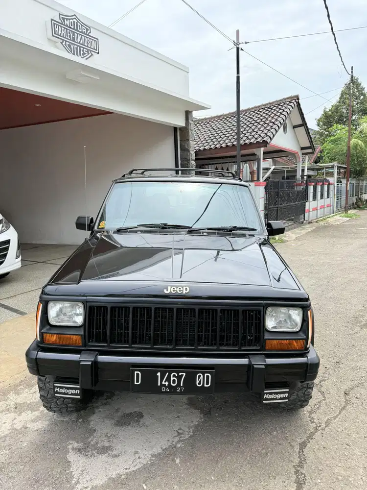Jeep cherokee XJ limited 4.0 4X4 at 1997
