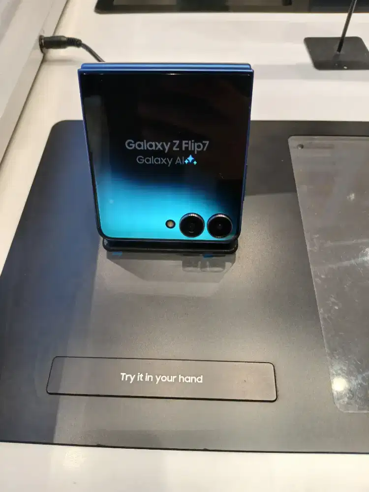 Kredit Samsung Z Flip 7 promo bebas 2x cicilan