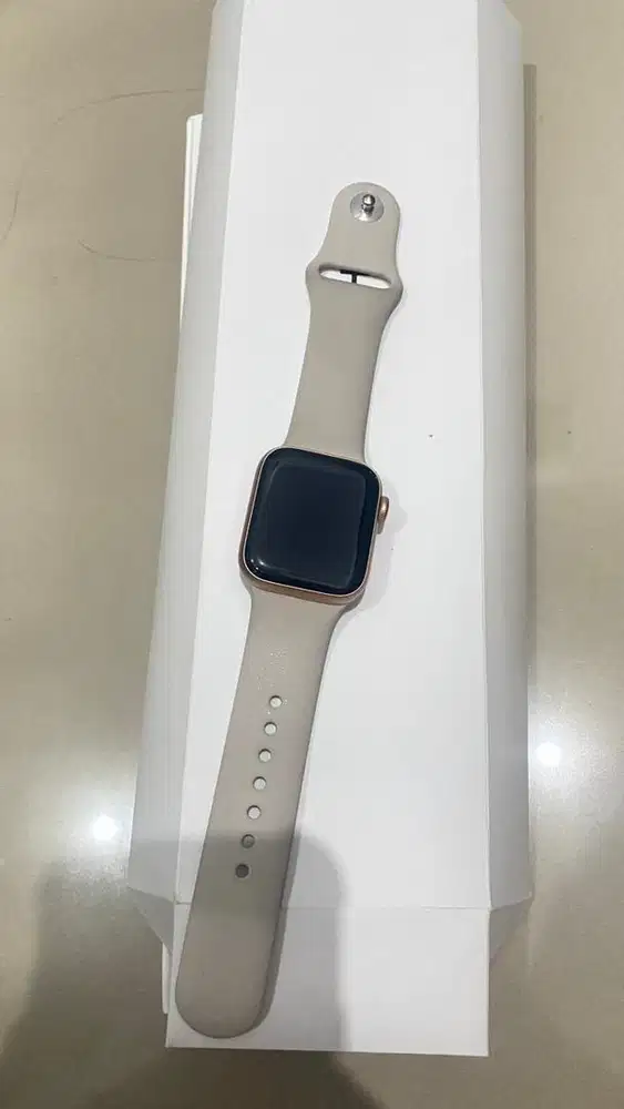 Apple Watch Series SE Gen 2