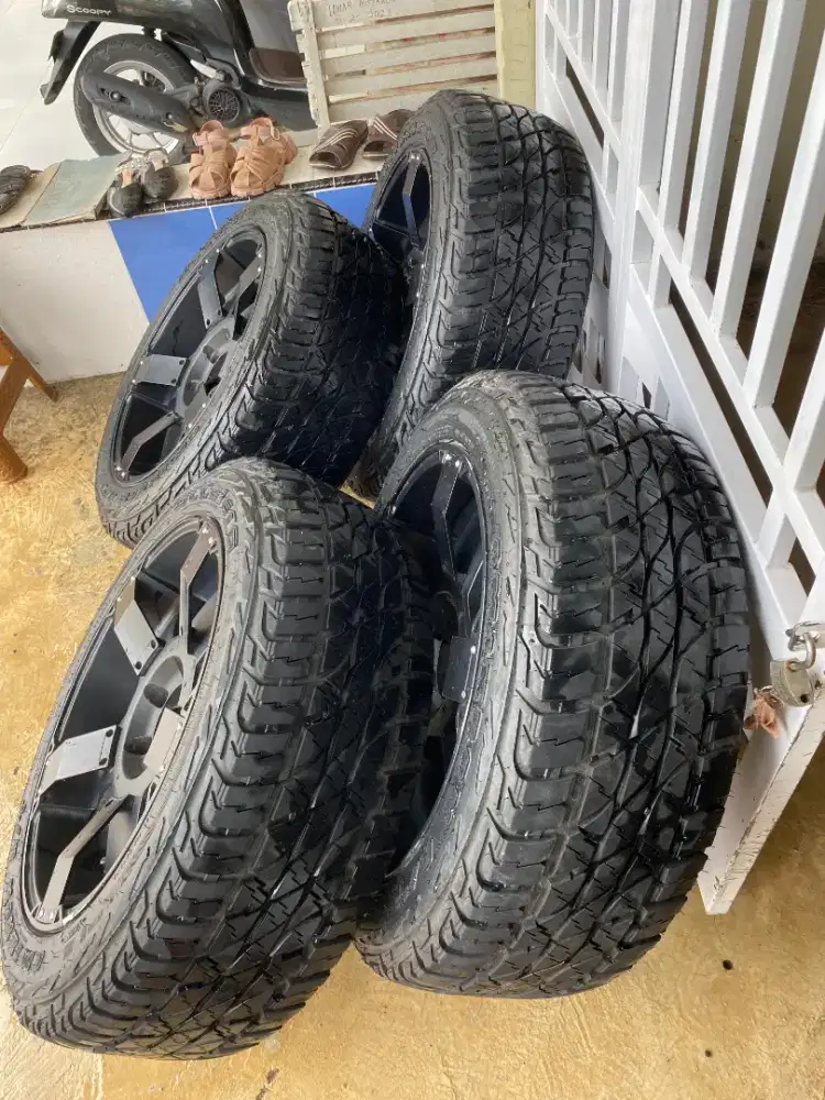 Velag mobil hilux ring 20