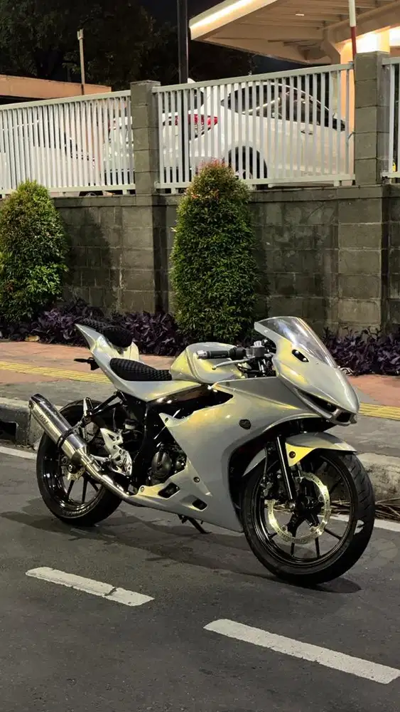 Suzuki GSX R-150 keyless Motor rawatan konten