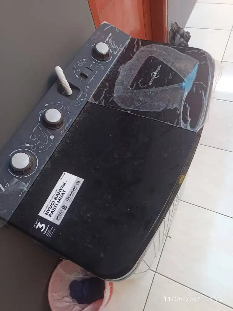 Mesin Cuci Polytron PWM 7081