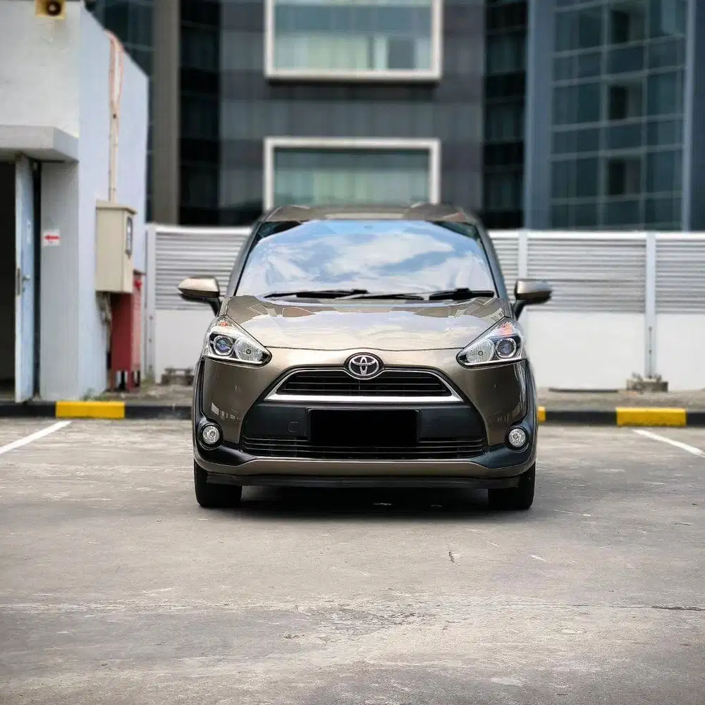 TOYOTA SIENTA V 1.5 MATIC 2017 TERAWAT SIAP PAKAI KM ASLI DAN GARANSI