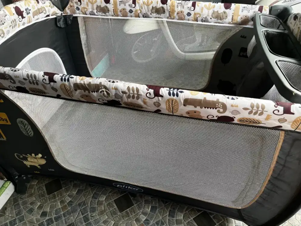 Tempat tidur baby merek pliko