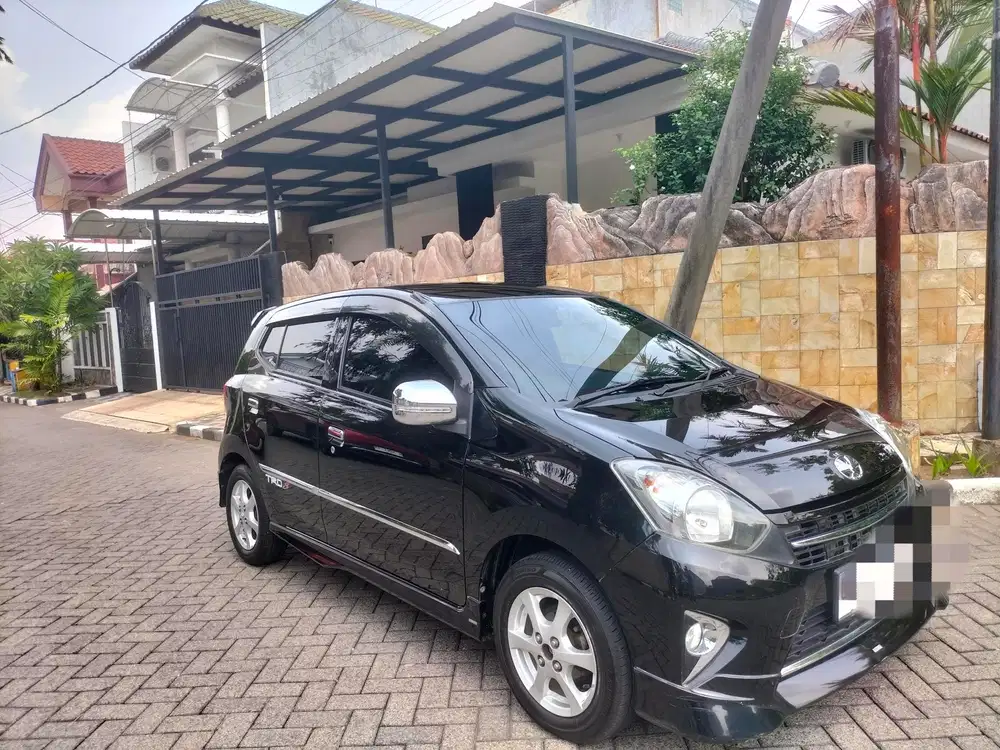 Agya TRD manual 2015,low km, pjk new. Tgn1, record Auto, nyacat kualat