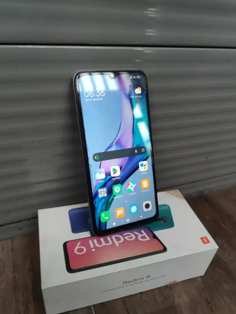 REDMI 9 4/64 Tangan Pertama