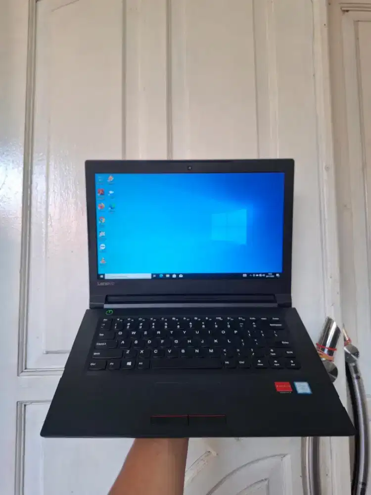 Lenovo V310
Intel Core i3-6006U Gen 6
RAM 8GB DDR4
SSD 128GB