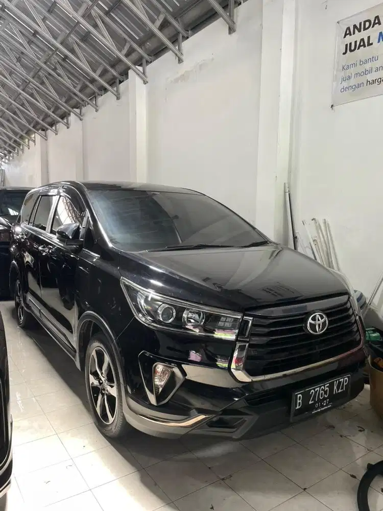 Venturer 2.4 Diesel Matic 2021 Istimewa