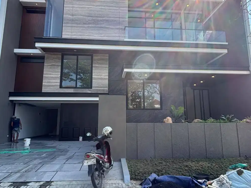 RUMAH BARU CLUSTER FAVORIT DI CITRALAND UTAMA  NEWTON HILL.