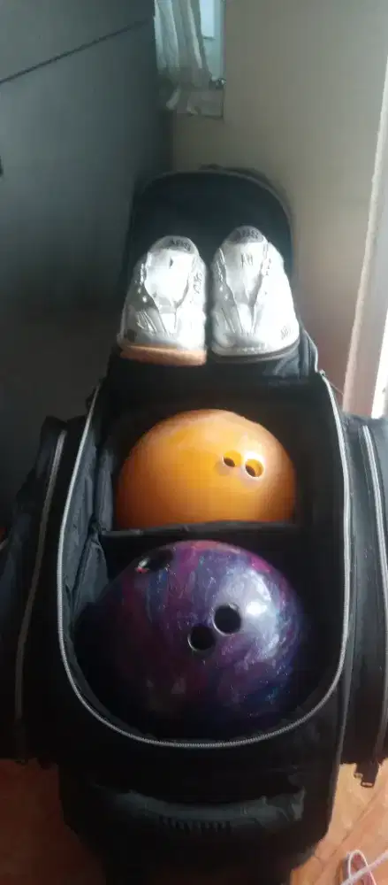 Set peralatan bowling