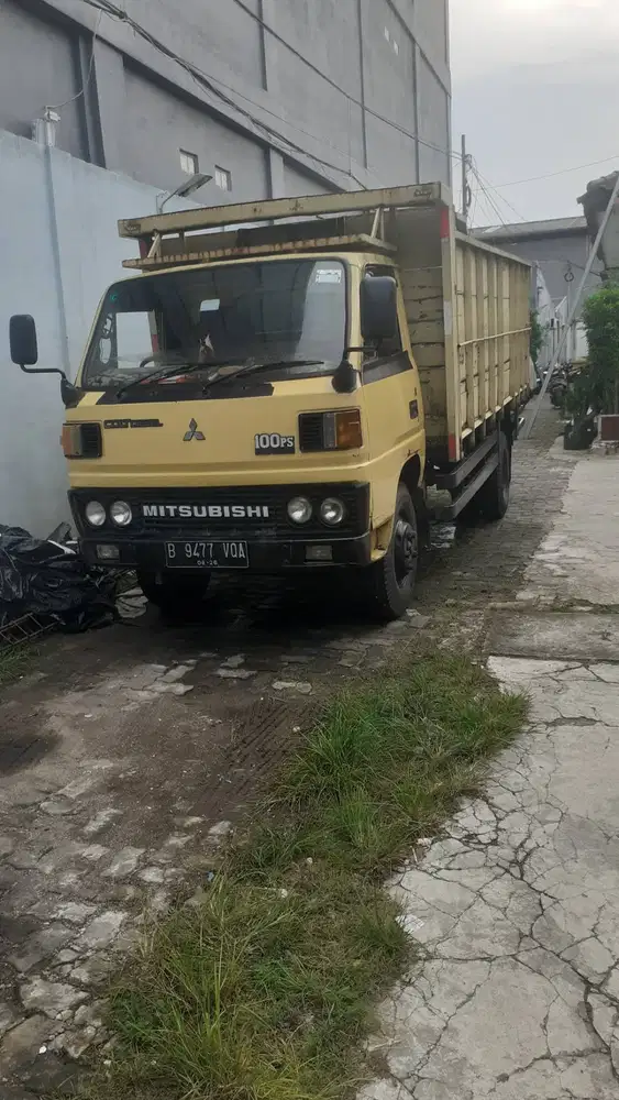 Mitsubishi Tipe PS 100 Umplung 1990