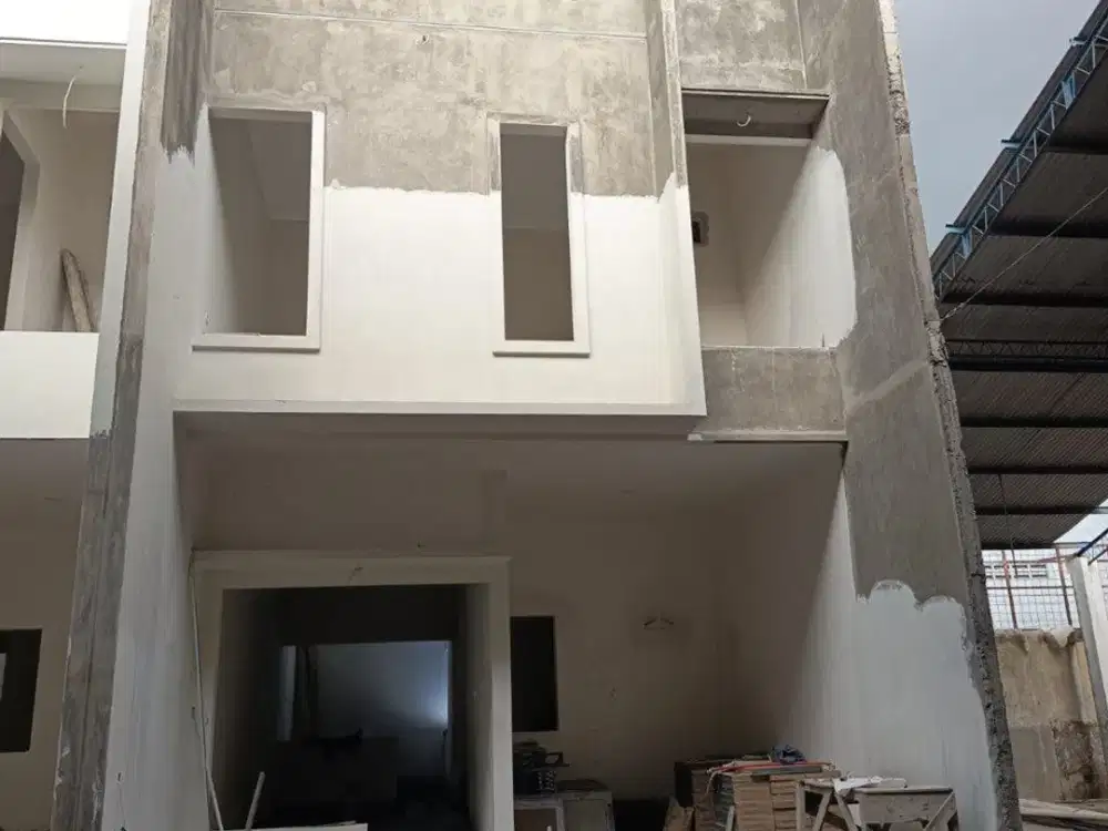 Rumah On Progress di Petemon dekat Tunjungan, Genteng, Kedung Doro (DVOGK)