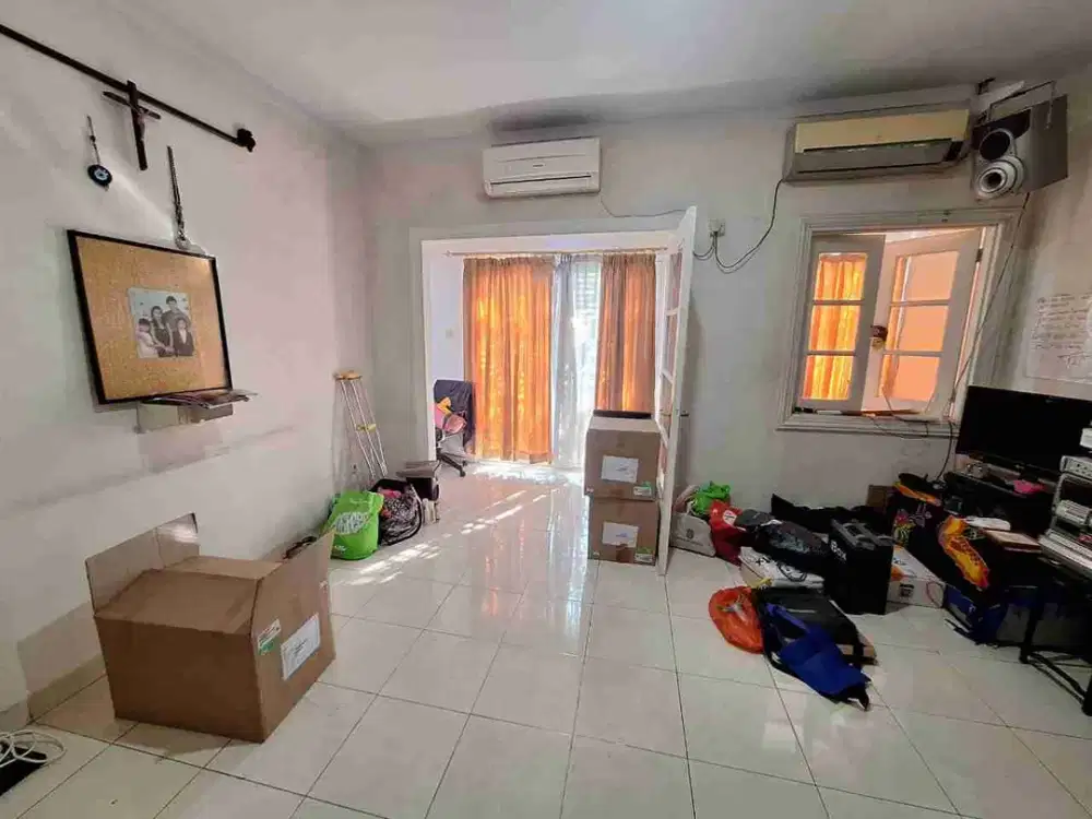 Dijual Rumah Gading Residence Pelangi Kuning Jakarta Utara