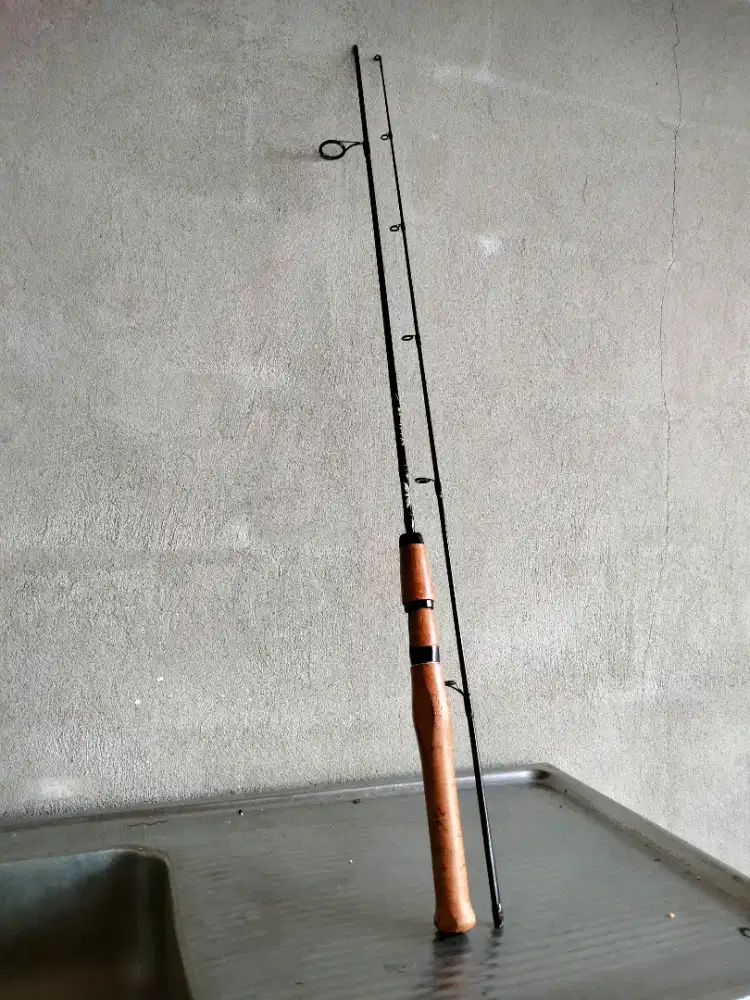 Joran pancing FENWICK NIGHT HAWK 180/6-12