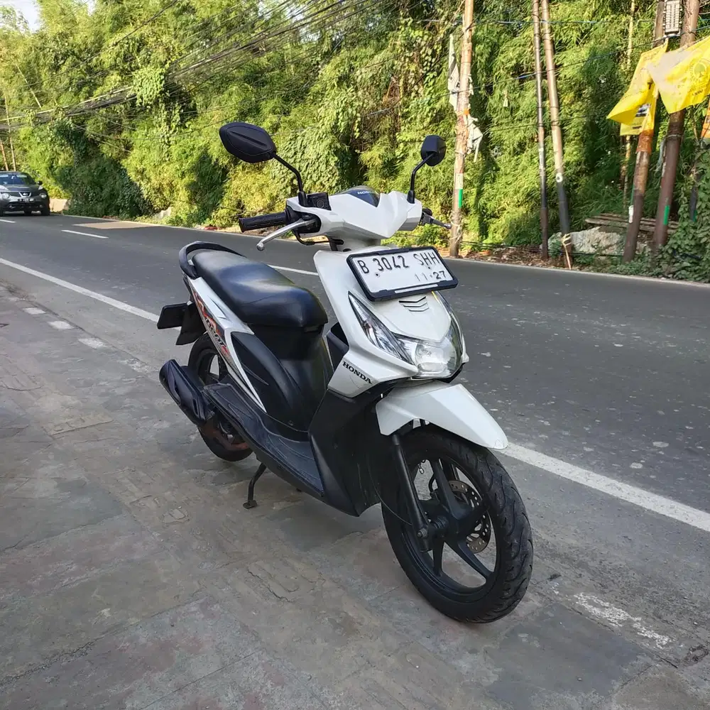 Beat karbu 2012 (Putih mesin Cakep Gress Bagus Orisinil)