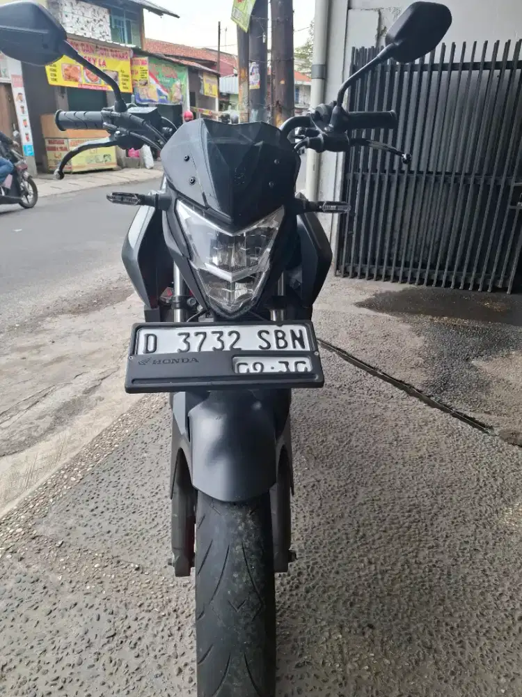 Honda CB 150 R streetfire