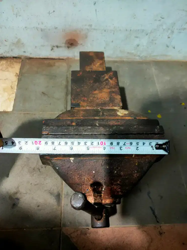 ragum..catok 8inc antik