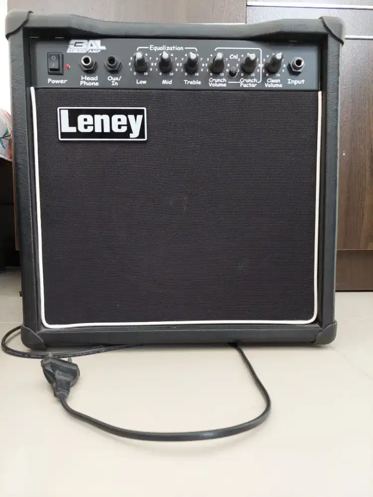 Ampli gitar merk Leney 8 inchi