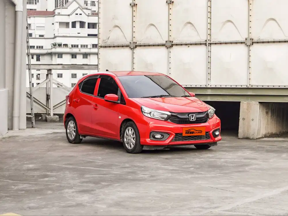 Brio E AT merah 2021