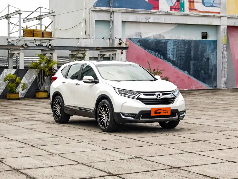 Crv prestige turbo 1.5 AT 2017 putih