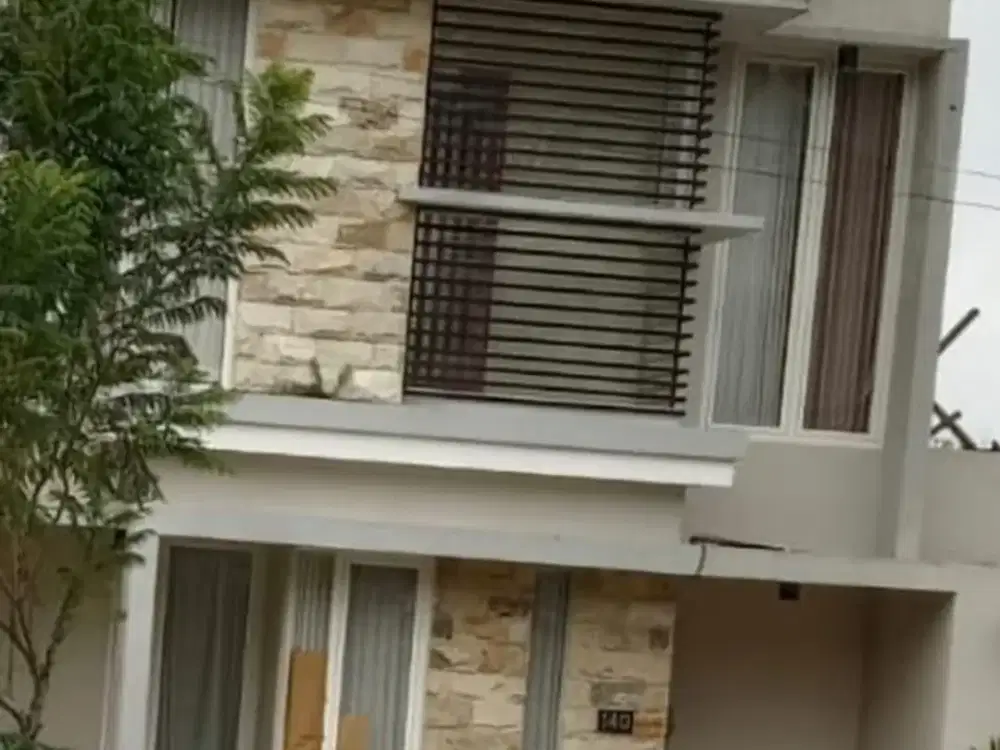 Rumah Di Jalan Kedondong Dekat Hotel Golden Tulip