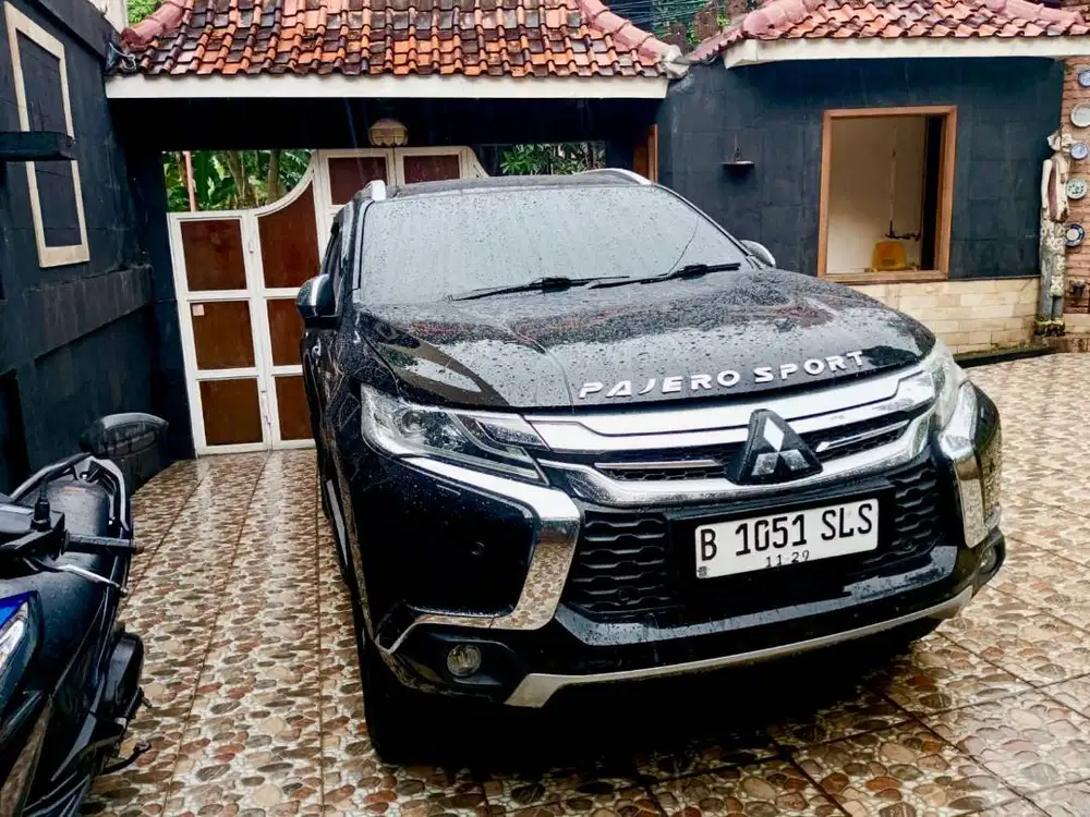 MITSUBISHI PAJERO SPORT DAKAR ULTIMATE- DI JUAL CEPAT