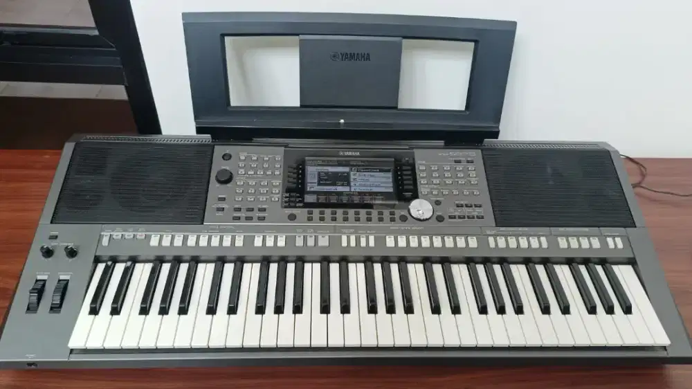 Piano Yamaha psr-970