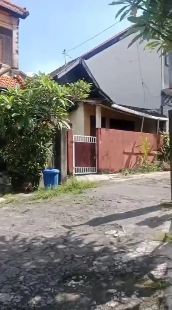 Jual rumah second lantai 1 perumahan tangkuban perahu denpasar bali