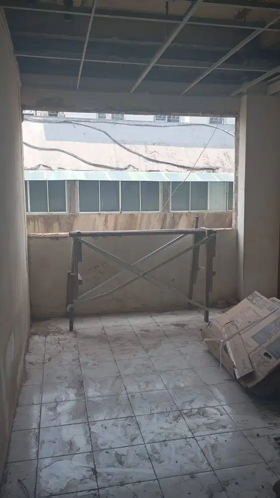 Dicari Penjaga Kost yang lagi renov