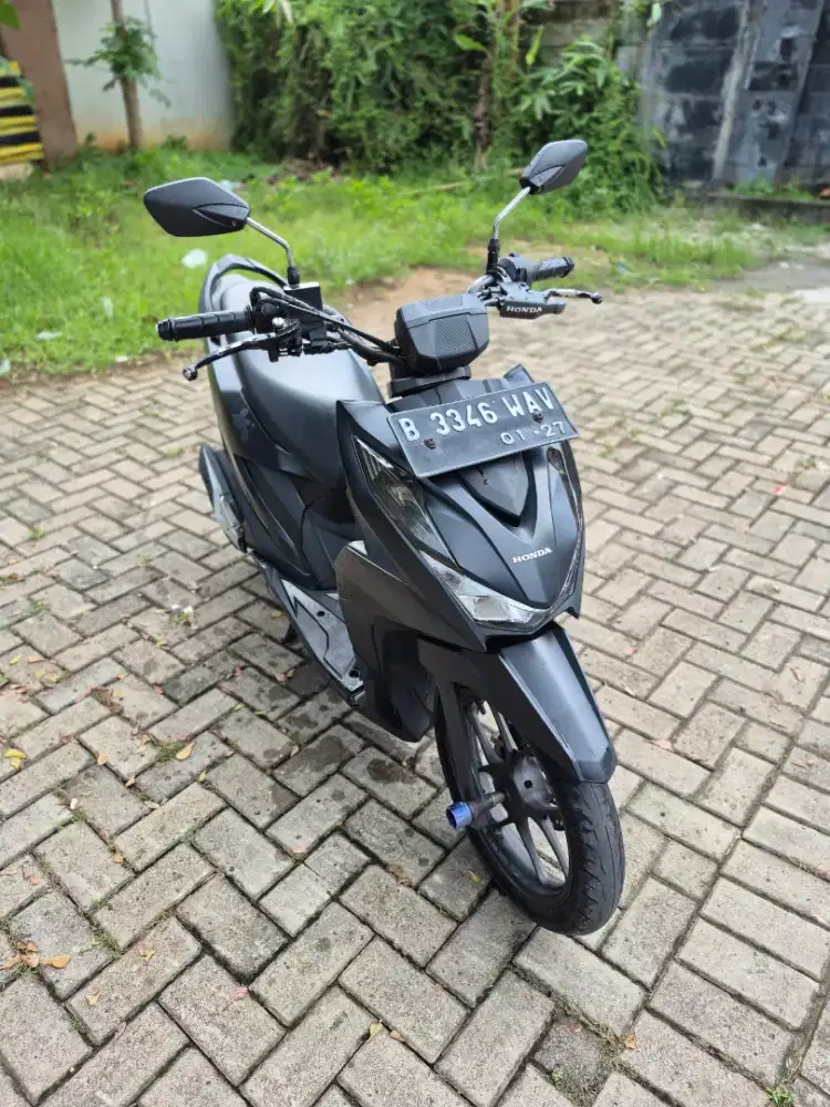Dijual Honda Beat Street Tahun 2022 surat lengkap
