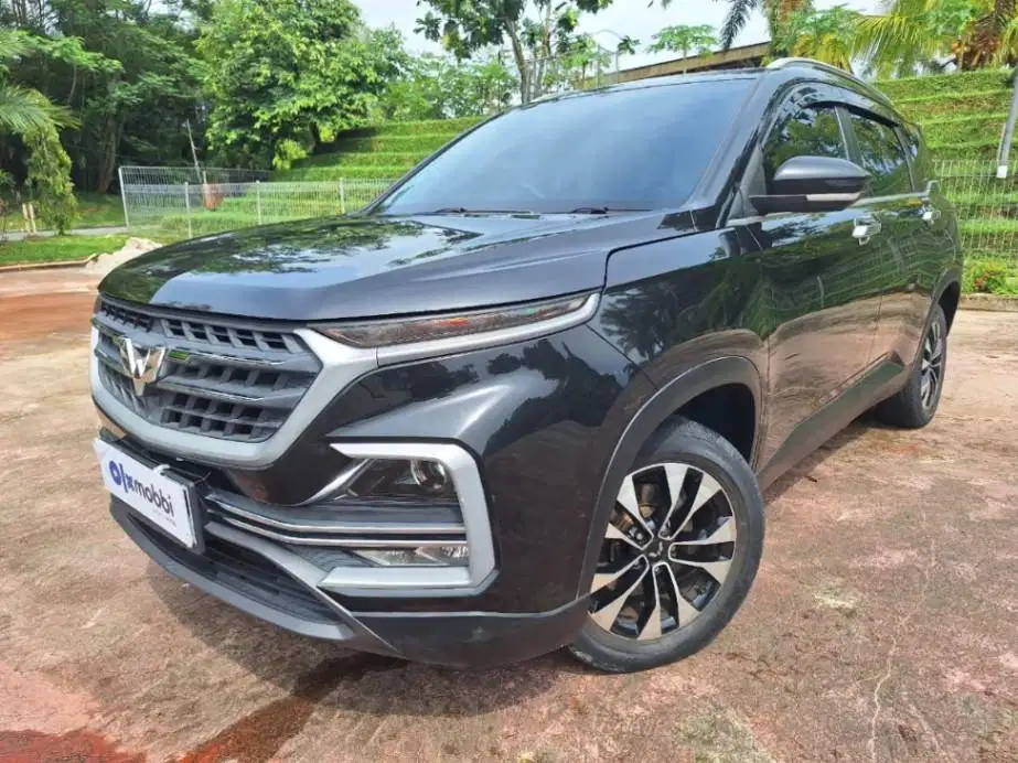 Wuling Almaz 1.5 Smart Enjoy 7-Seater Bensin MT 2022 KTRJ