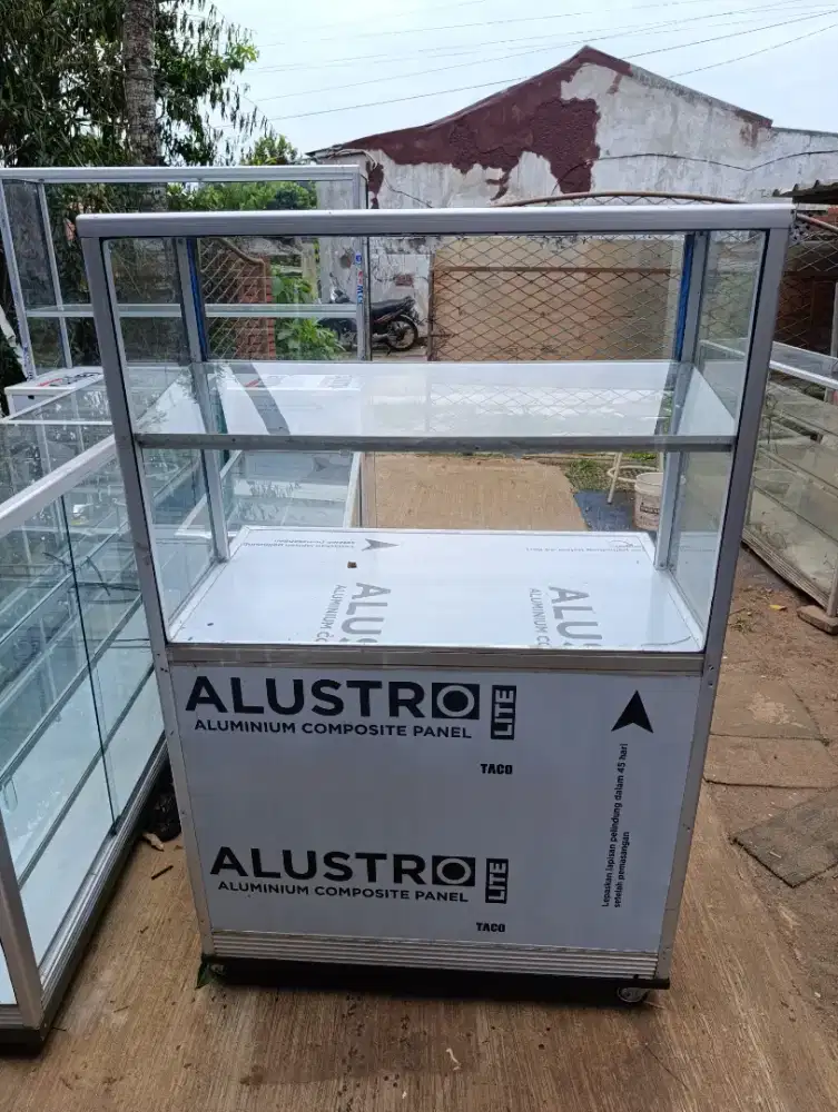 Jual Etalase grobak kondisi second,  pamulang barat, Tangerang Selatan