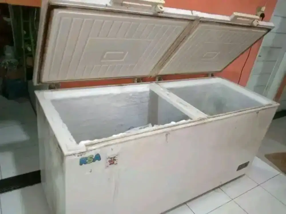 Perbaikan dan jual beli frezer boks