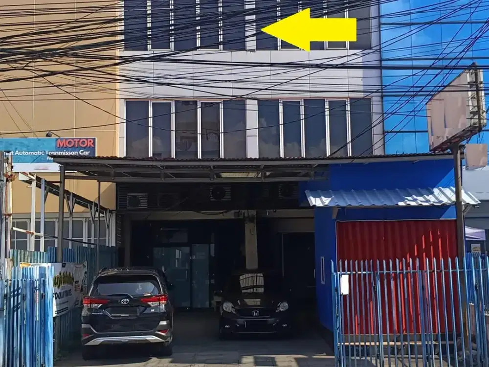 Dijual Cepat Ruko Utan Kayu, Lokasi Komersial Pinggir Jalan Raya