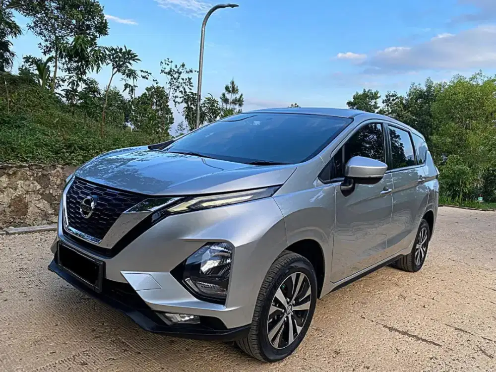 New Livina VE 1.5 A/T tahun 2020
Pajak panjang
Warna Silver metalic