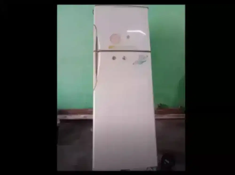 Jual beli dan perbaikan kulkas